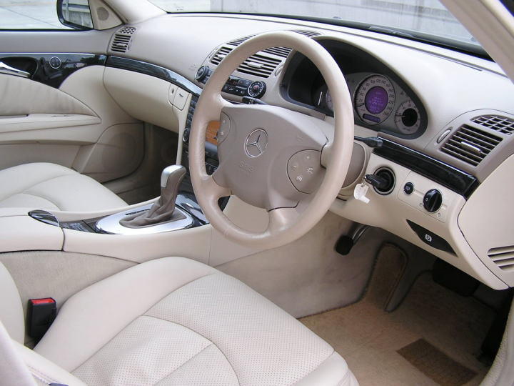 W211interior